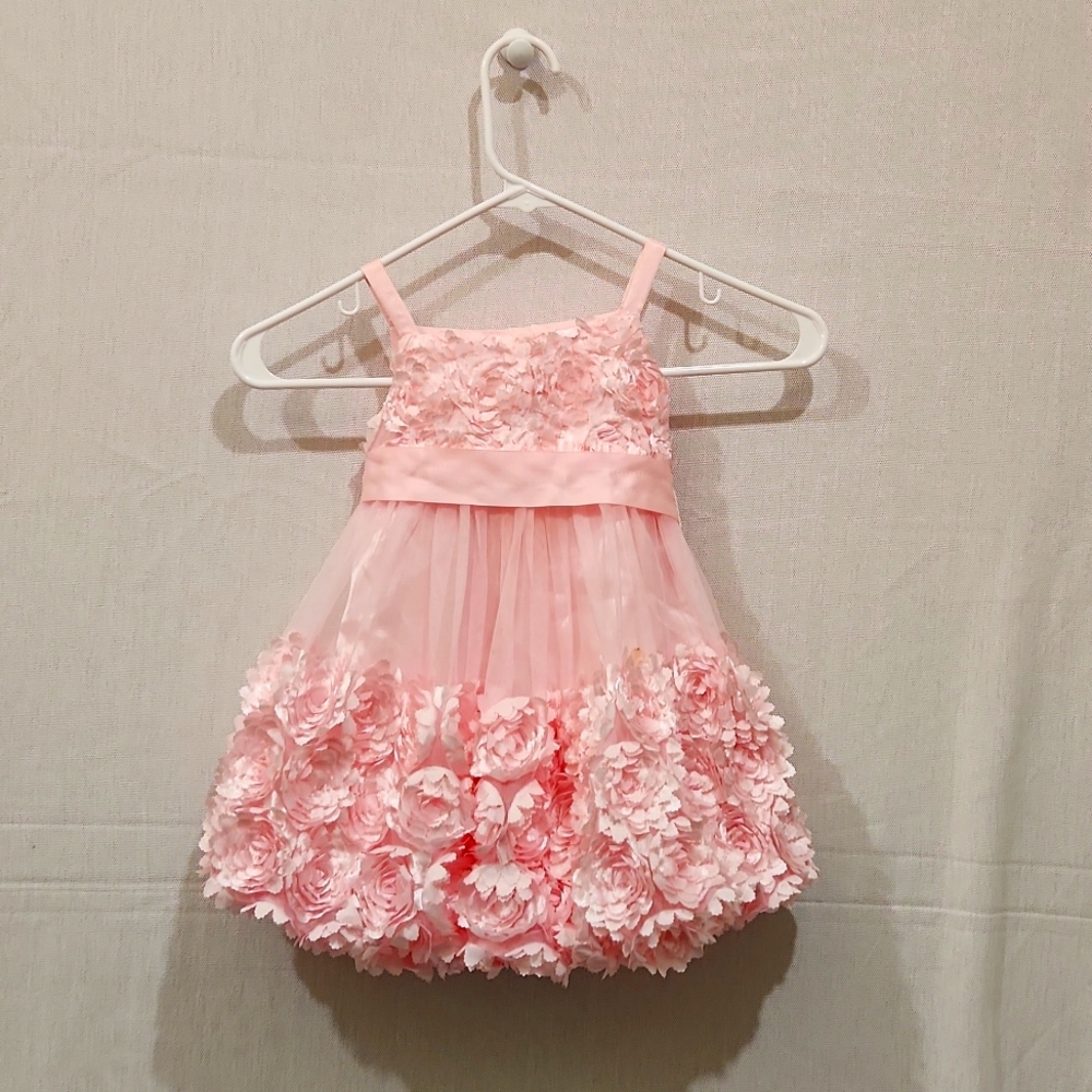 Girls drees